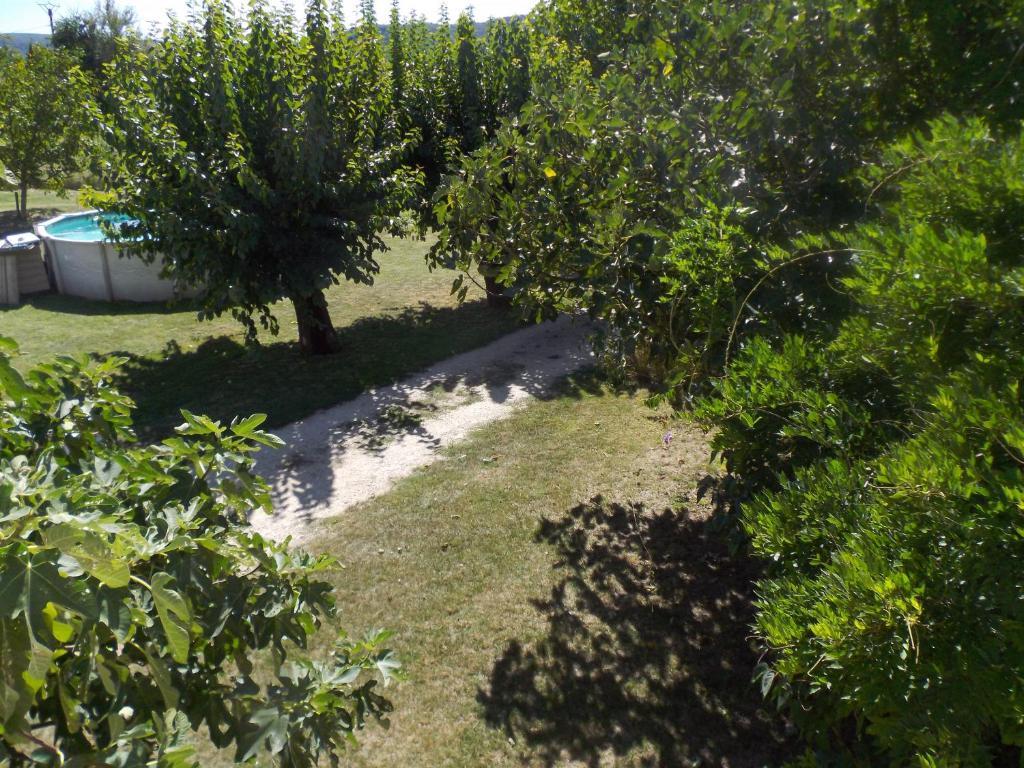 Chambres D'Hote Les Jardins De Prasserat Vallon-Pont-d'Arc Room photo